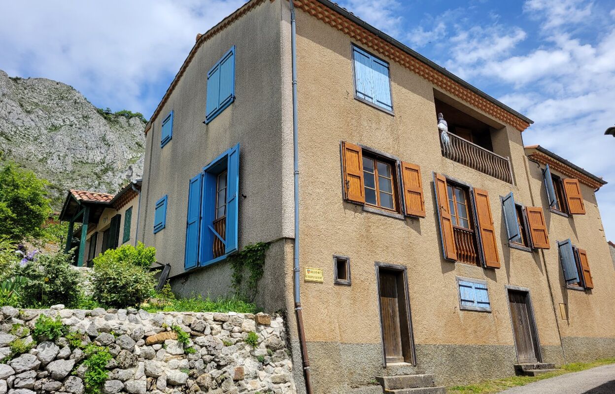 maison 6 pièces 160 m2 à vendre à Roquefixade (09300)