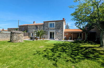 vente maison 389 500 € à proximité de Saint-Hilaire-de-Loulay (85600)
