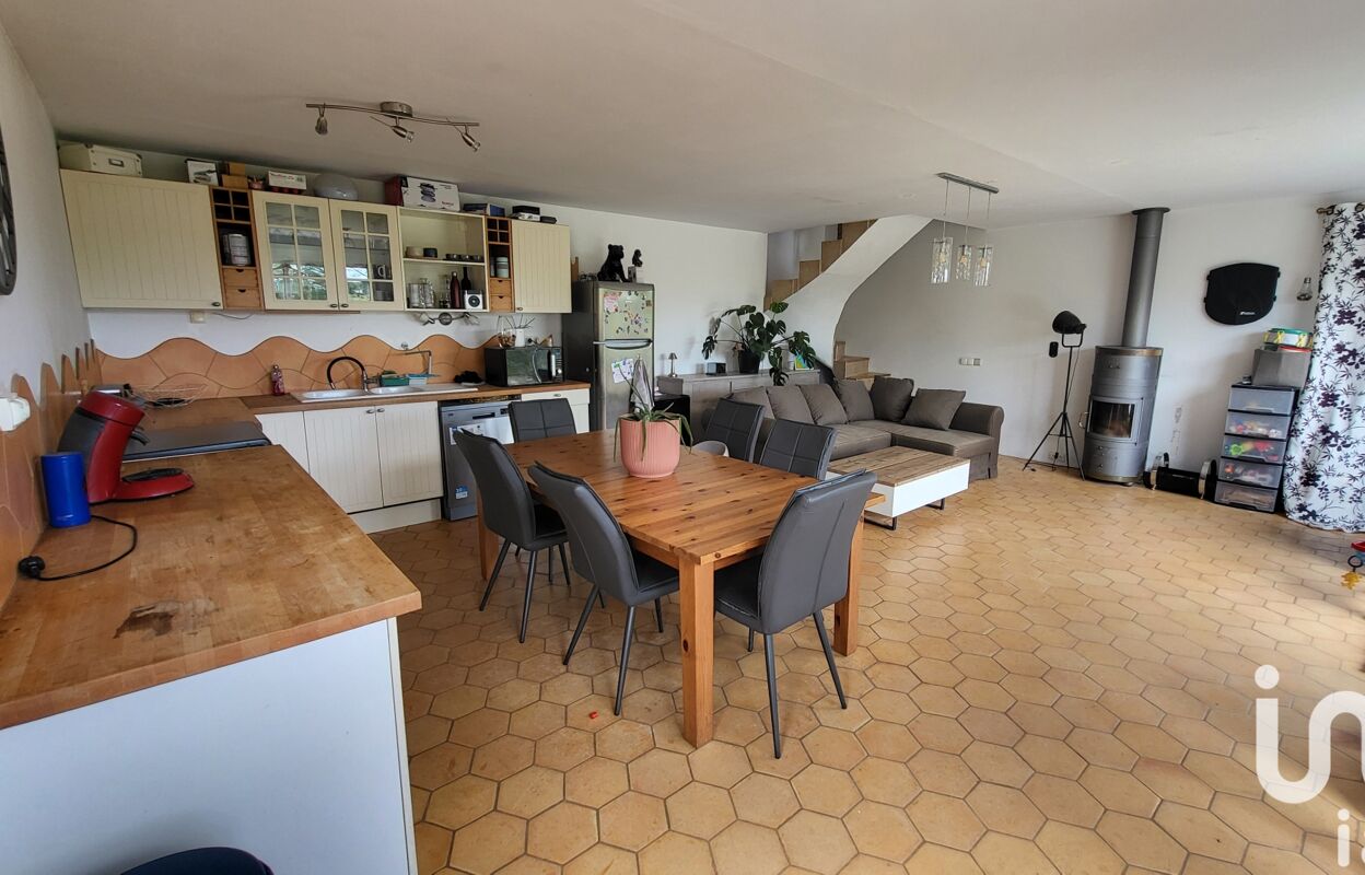 maison 6 pièces 105 m2 à vendre à Marsais-Sainte-Radégonde (85570)