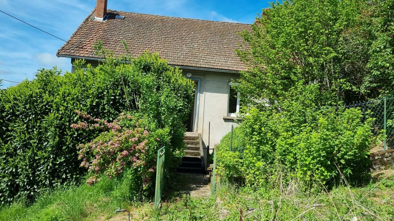 maison 5 pièces 134 m2 à vendre à Saint-Sauves-d'Auvergne (63950)