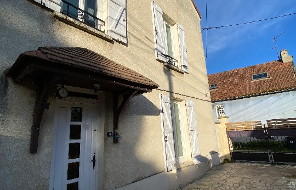 maison 5 pièces 97 m2 à vendre à Couilly-Pont-Aux-Dames (77860)