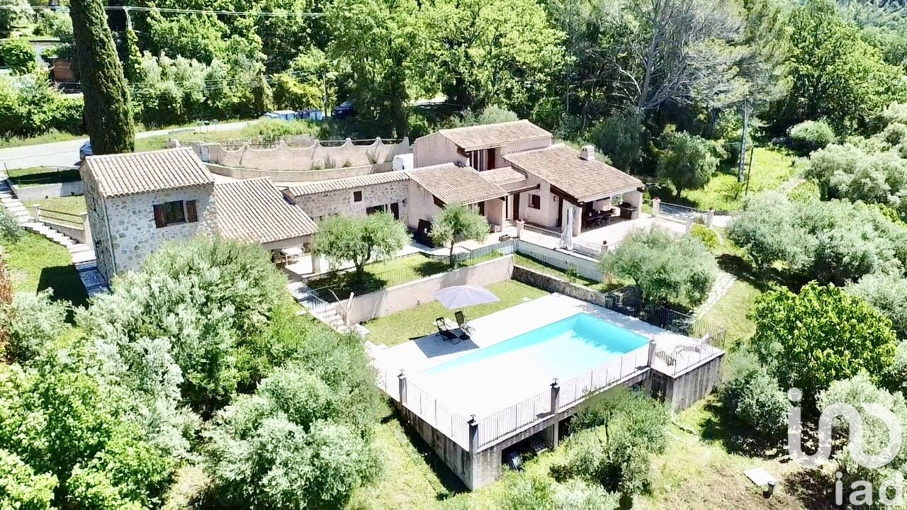 maison 7 pièces 265 m2 à vendre à Montauroux (83440)