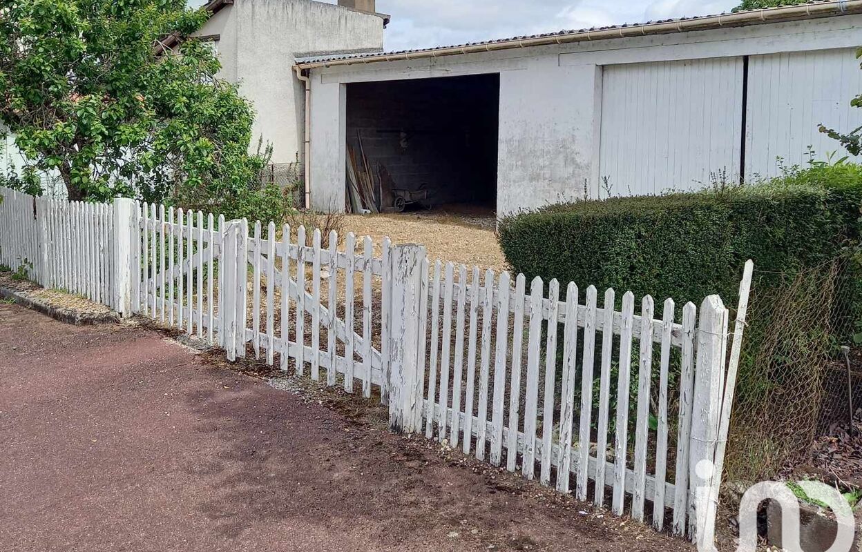 garage  pièces 85 m2 à vendre à Thou (45420)