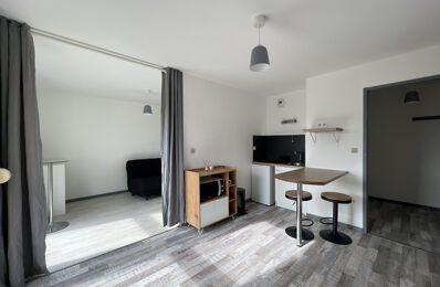 location appartement 452 € CC /mois à proximité de Rouillon (72700)