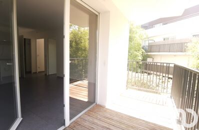 location appartement 955 € CC /mois à proximité de Bordeaux (33800)