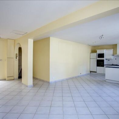Appartement 4 pièces 198999 €