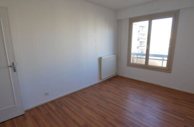 location appartement 590 € CC /mois à proximité de Juigné-sur-Loire (49610)