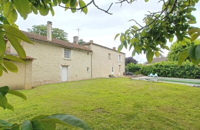 vente maison 312 000 € à proximité de Neuville-de-Poitou (86170)