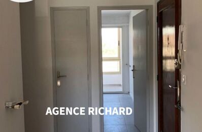 location appartement 974 € CC /mois à proximité de Le Pradet (83220)