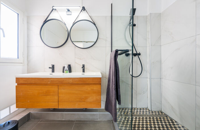À louer   Appartement T4 de 76 m2 - Bas de Saint-François — photo 2