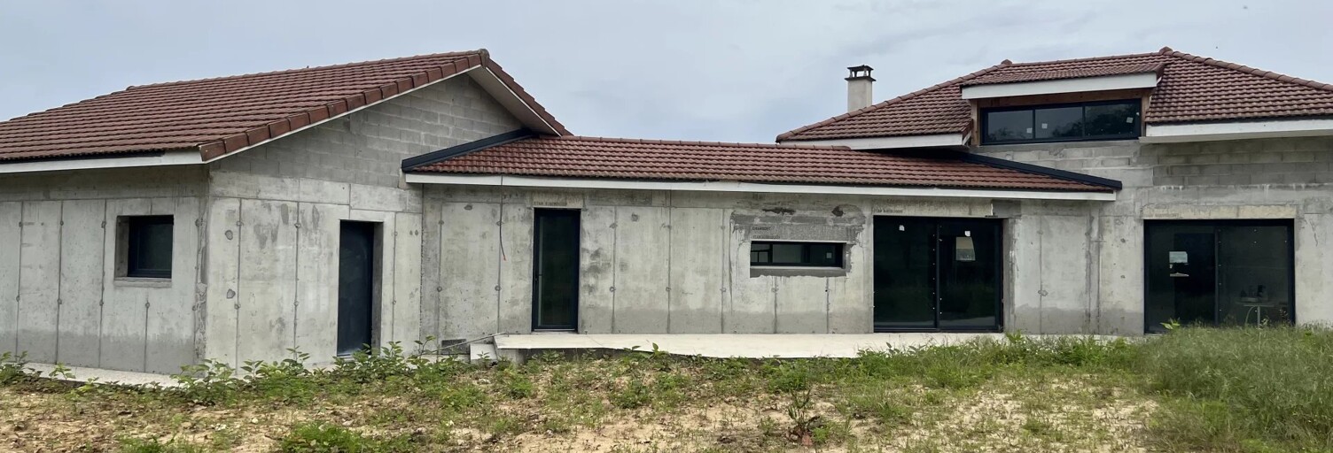 Maison 7 Pièces 245 m² à vendre à Saint-Romans (38160)