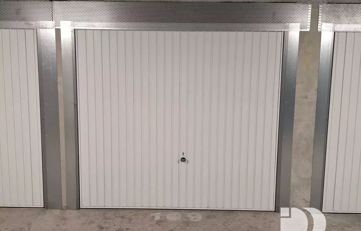 garage  pièces 25 m2 à louer à Nice (06200)