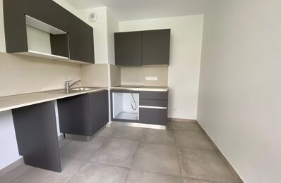 location appartement 850 € CC /mois à proximité de Herbeys (38320)