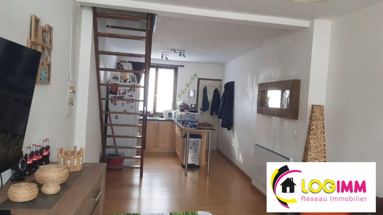 immeuble  pièces 85 m2 à vendre à Le Quesnoy (59530)