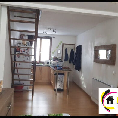 Immeuble  64500 €