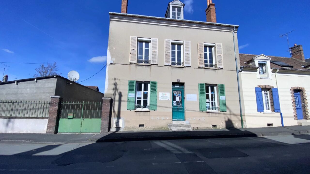 immeuble  pièces 131 m2 à vendre à Montargis (45200)