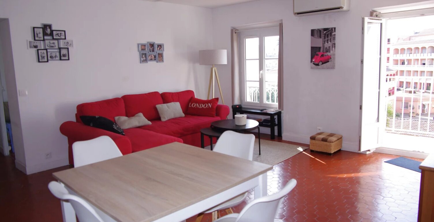 DRAGUIGNAN CENTRE VILLE APPARTEMENT T2 3ème étage — photo 1