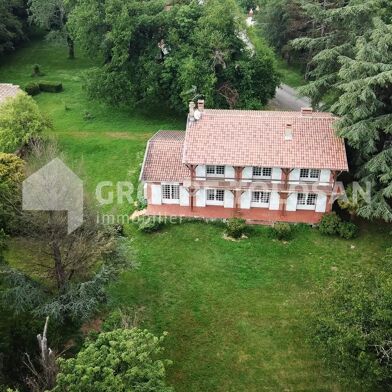Maison 9 pièces 448000 €