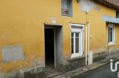 vente maison 40 000 € à proximité de Saint-Hilaire-la-Palud (79210)