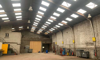 Commerce  660 m² à vendre à Plougoulm (29250)