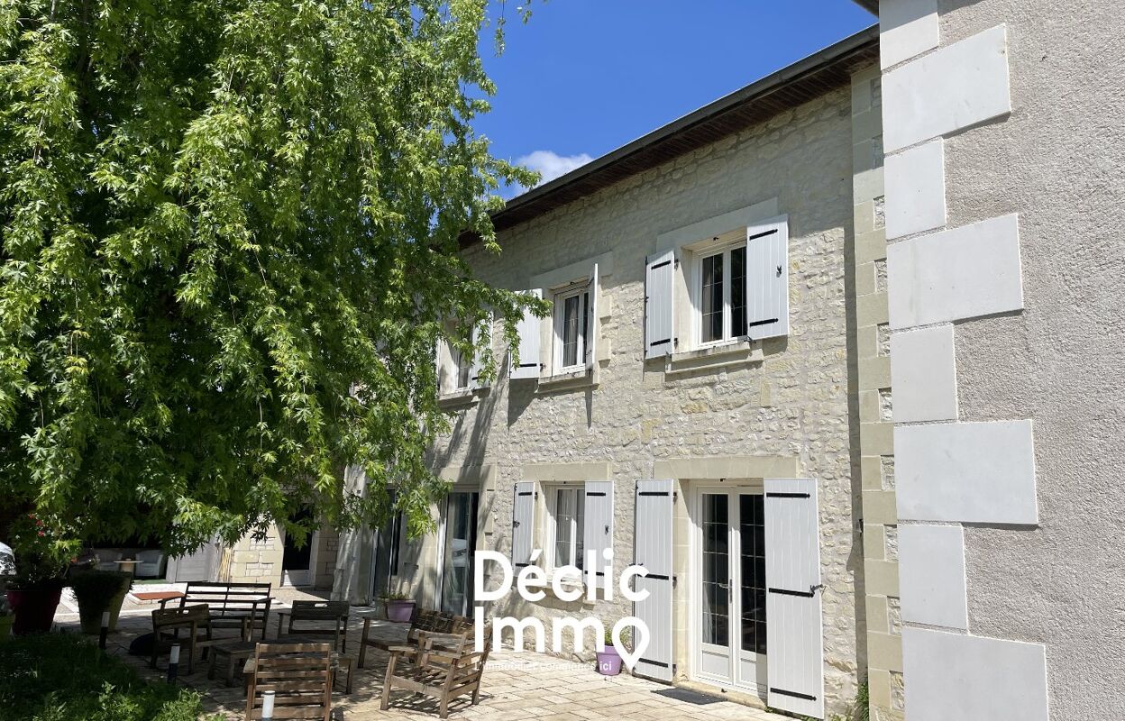 maison 12 pièces 350 m2 à vendre à Loudun (86200)