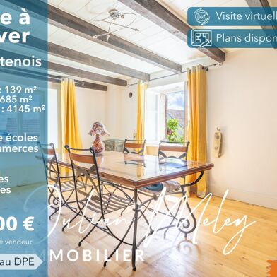 Maison 10 pièces 685 m²