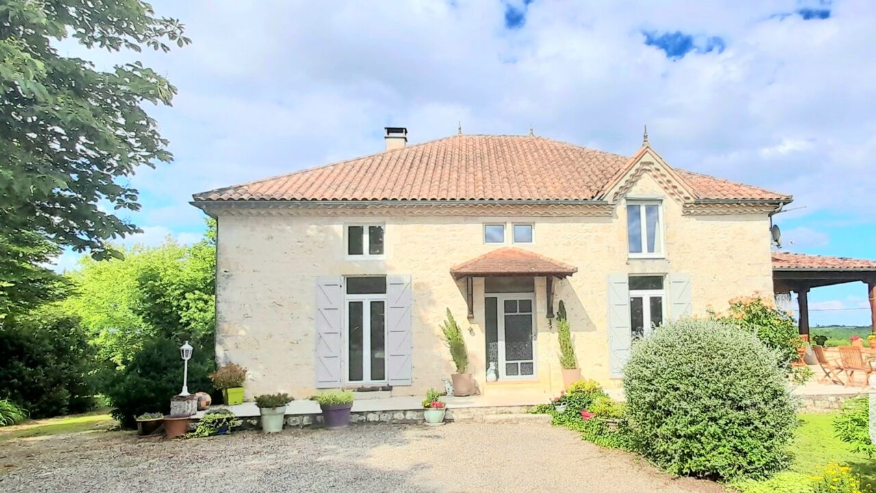 maison 12 pièces 310 m2 à vendre à Engayrac (47470)