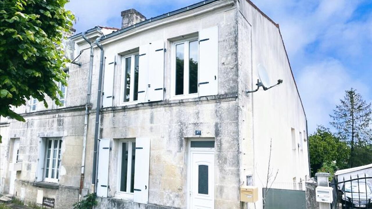 maison 4 pièces 101 m2 à vendre à Pons (17800)