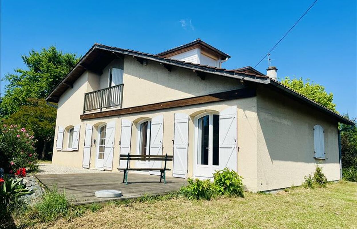 maison 8 pièces 200 m2 à vendre à Cadaujac (33140)