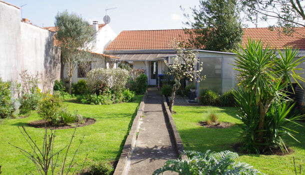 Villa / Maison 3 pièces  à vendre Rochelle (La) 17000