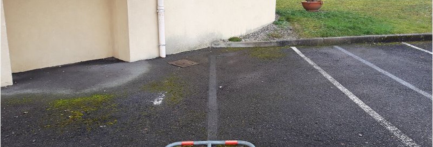 Garage   m² à louer à Annecy (74960)