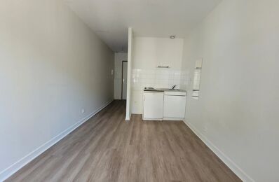 location appartement 350 € CC /mois à proximité de Herbeys (38320)