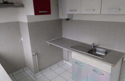 location appartement 660 € CC /mois à proximité de Villebarou (41000)