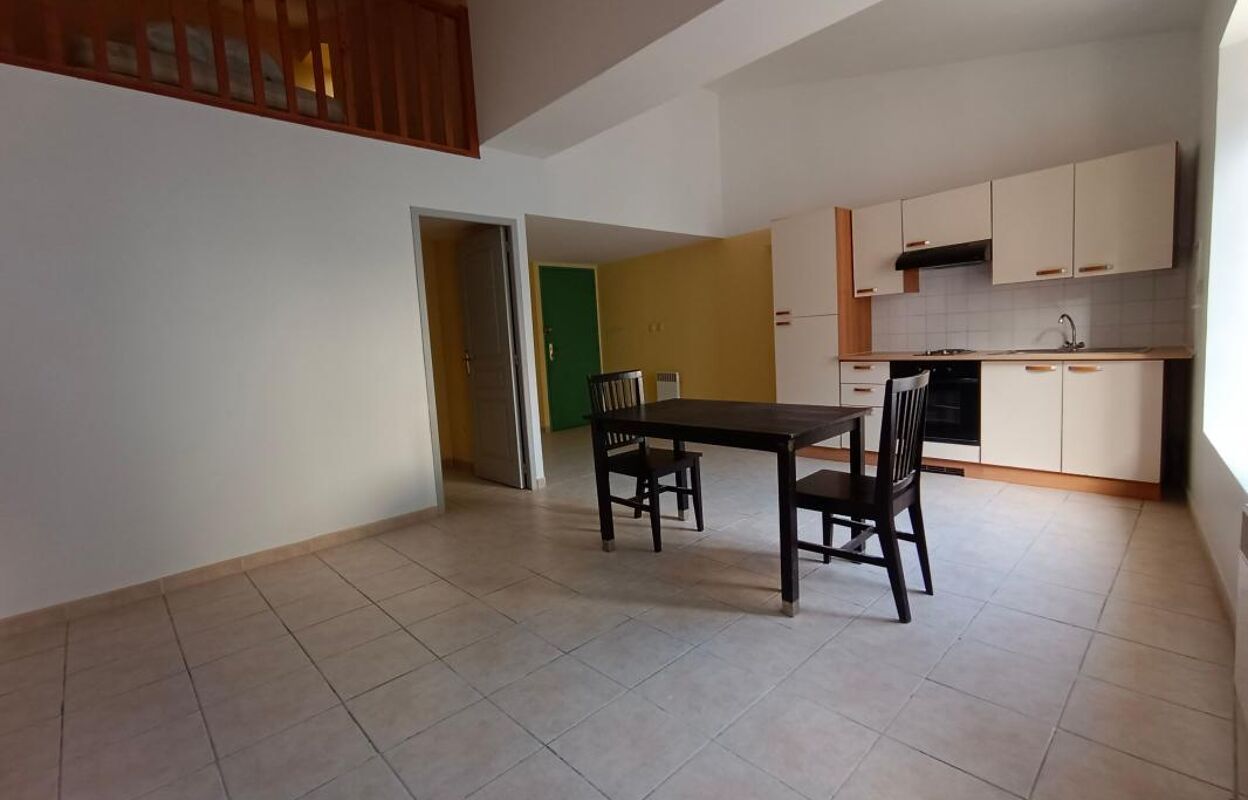 appartement 2 pièces 45 m2 à vendre à Beaucaire (30300)