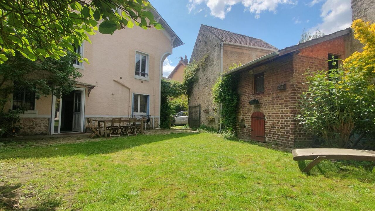 maison 8 pièces 217 m2 à vendre à Frépillon (95740)