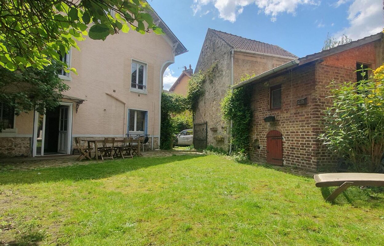 maison 8 pièces 217 m2 à vendre à Frépillon (95740)