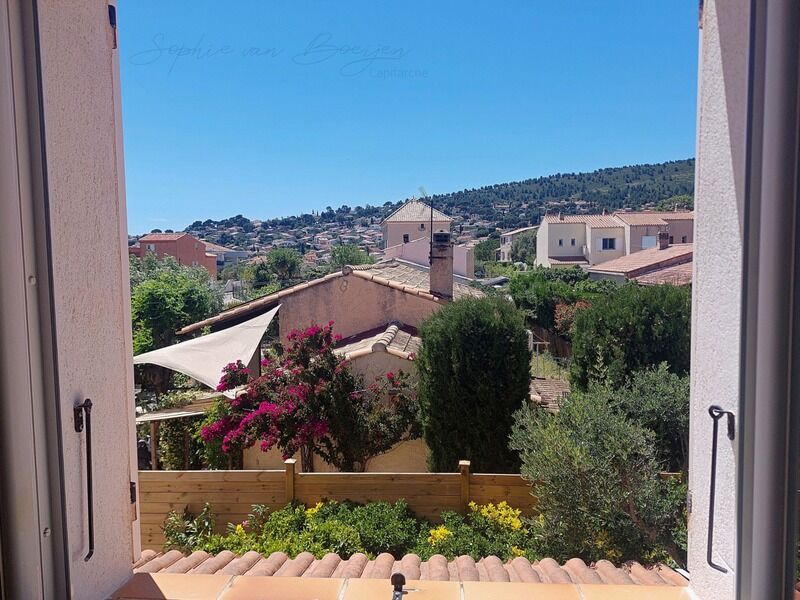 Villa / Maison 8 pièces  à vendre La Ciotat 13600