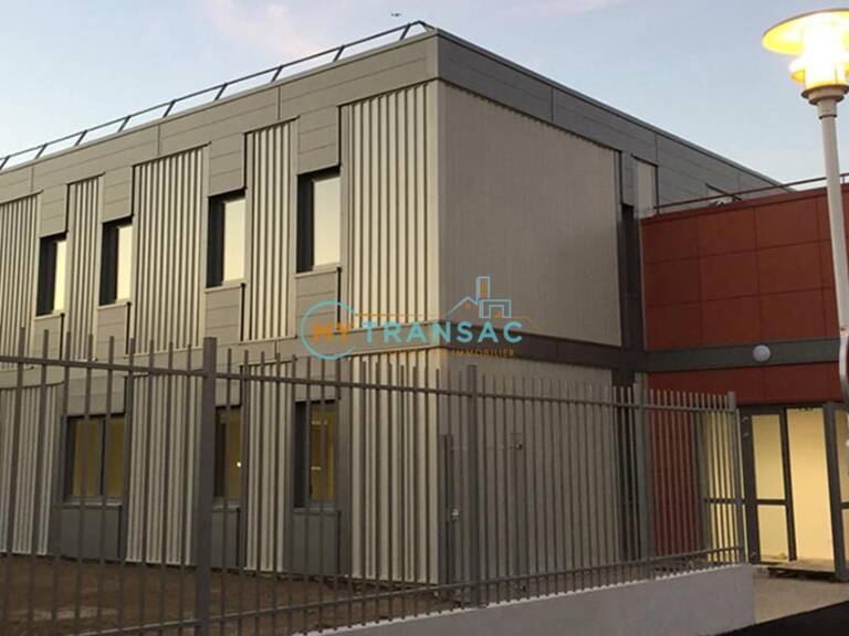 A VENDRE terrains à partir de 2 000m² pour réaliser votre clé en main à partir de 1 000m² de surface plancher à Varennes-Jarcy — photo 1