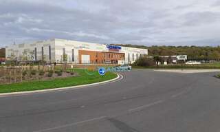 Local industriel  2000 m² à vendre à Varennes-Jarcy (91480)