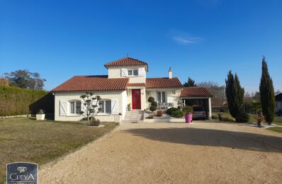 vente maison 245 000 € à proximité de Jardres (86800)