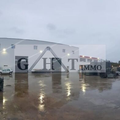 Local industriel  15000 €