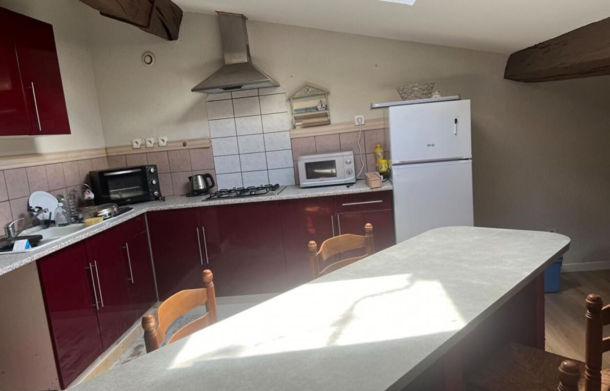 immeuble  pièces 180 m2 à vendre à Saint-Maixent-l'École (79400)