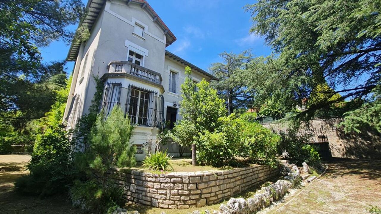 maison 10 pièces 330 m2 à vendre à Alès (30100)