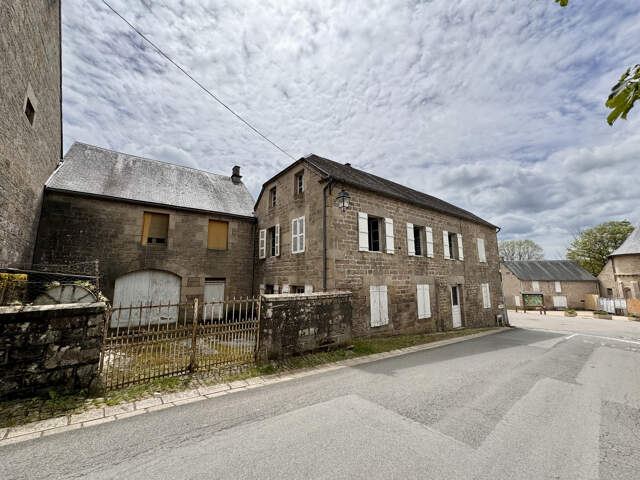 Grande maison de village à Tarnac en Corrèze — photo du bien