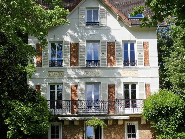 Maison de Maître à Mandres-les-Roses (94) — photo 1