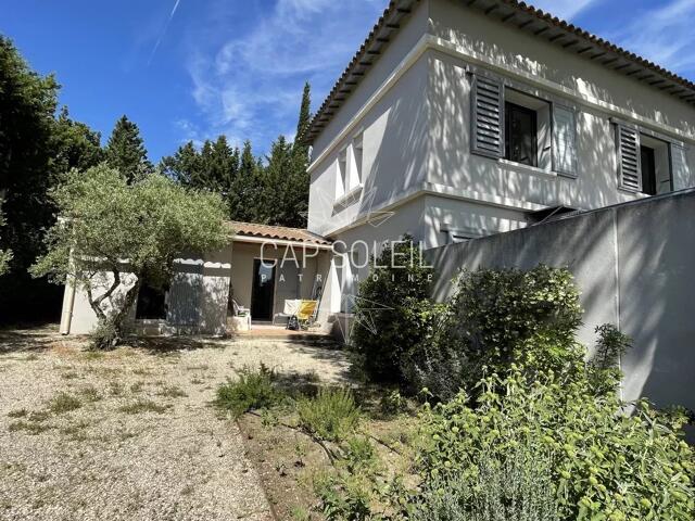 Maison proposé à L'Isle-sur-la-Sorgue