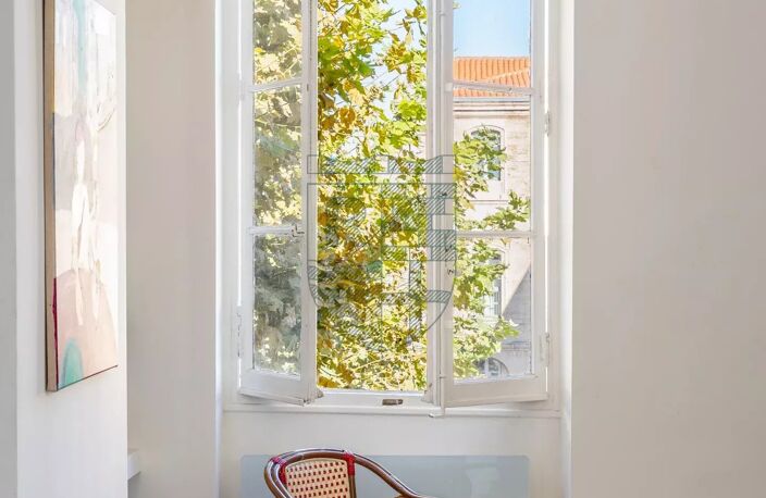 HOTEL DE VILLE 13002 - APPARTEMENT T2 — photo 2