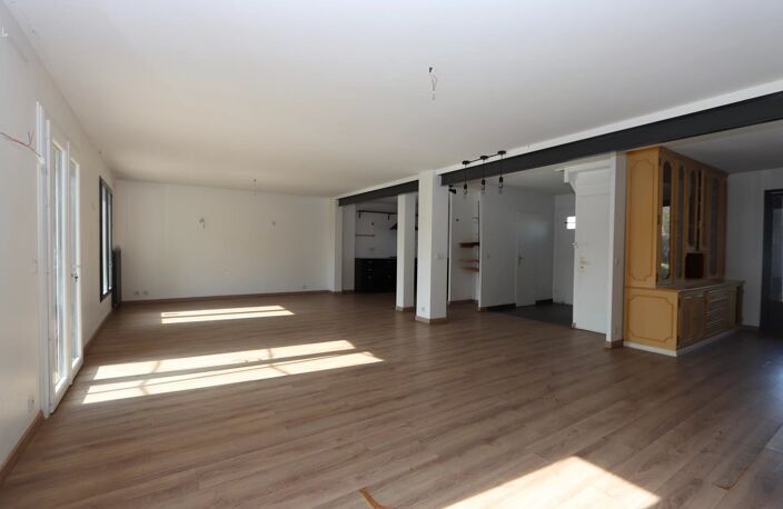 Vente maison 7 pièces 150 m² Villecresnes (94440) — photo 3