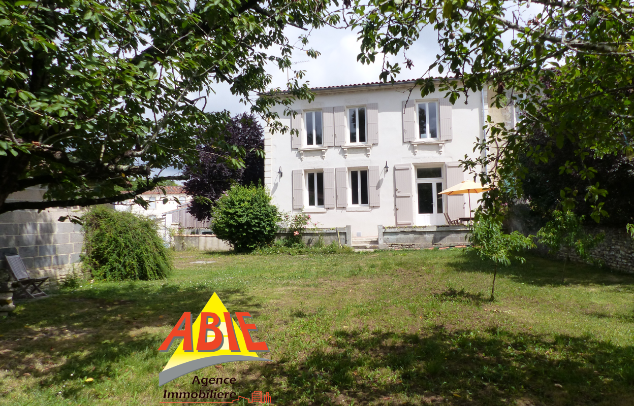 maison 6 pièces 145 m2 à vendre à Maillé (85420)