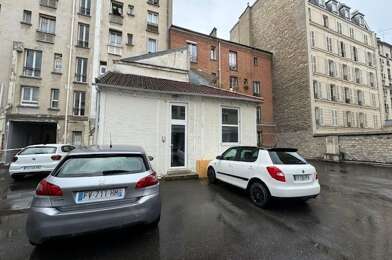 Bureau 7 pièces 2759 €